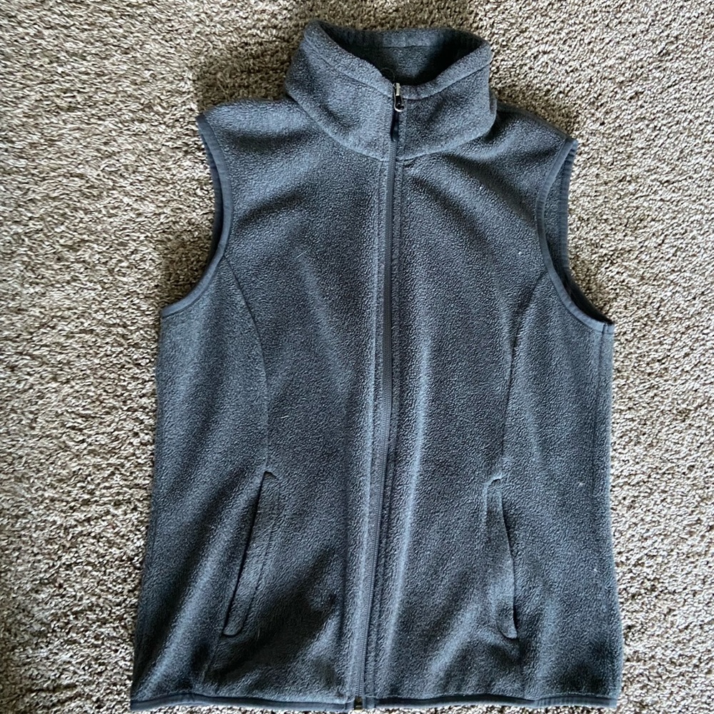 Grey Fleece Vest Unisex Size: XS Amazon Essentials
